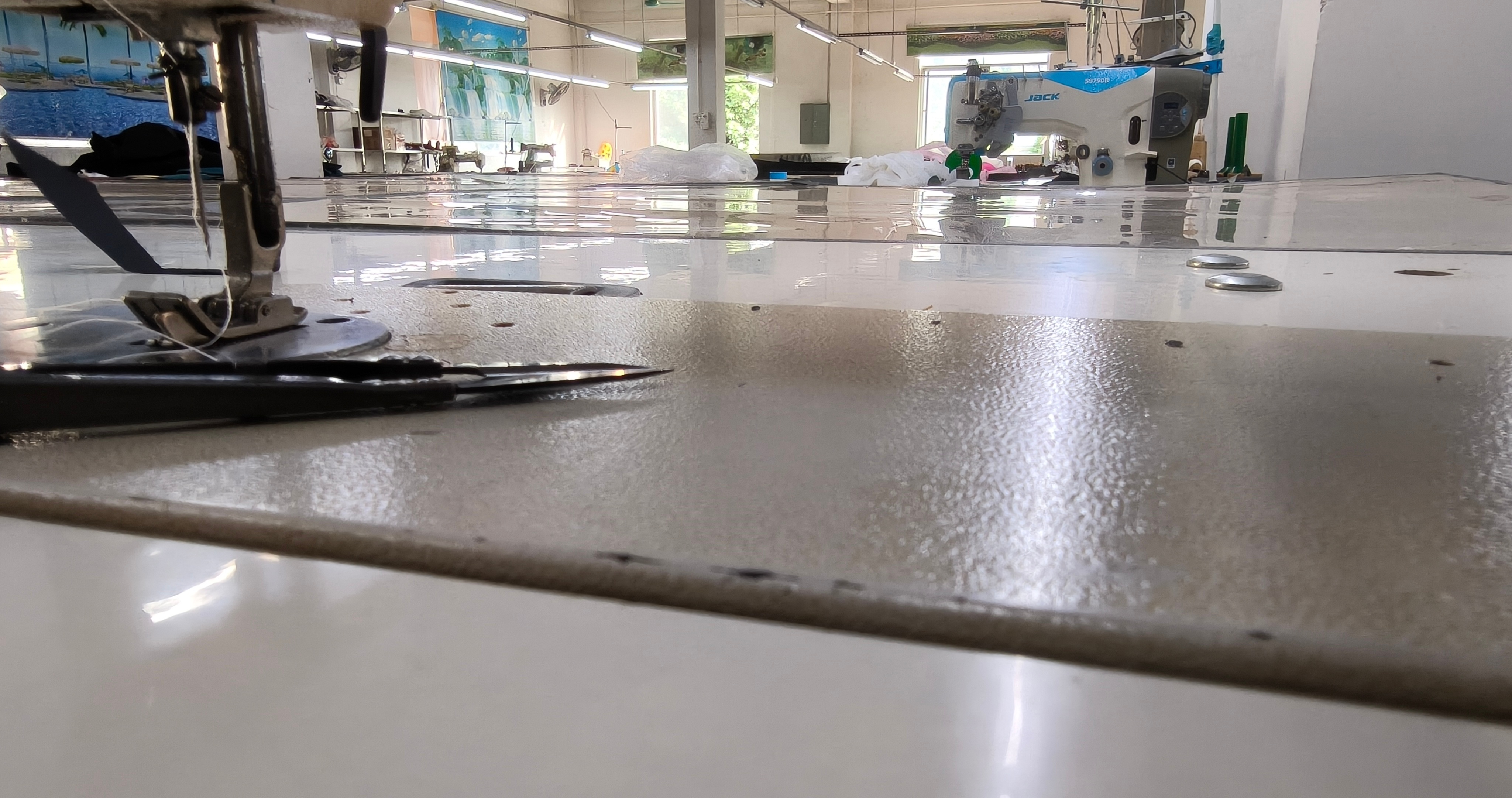 YD factory manufacturing environment
